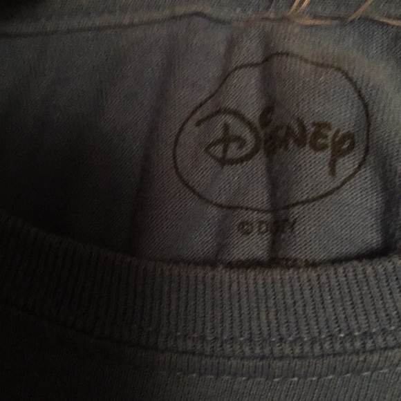 Disney mickymouse t-shirt - Picture 2 of 2